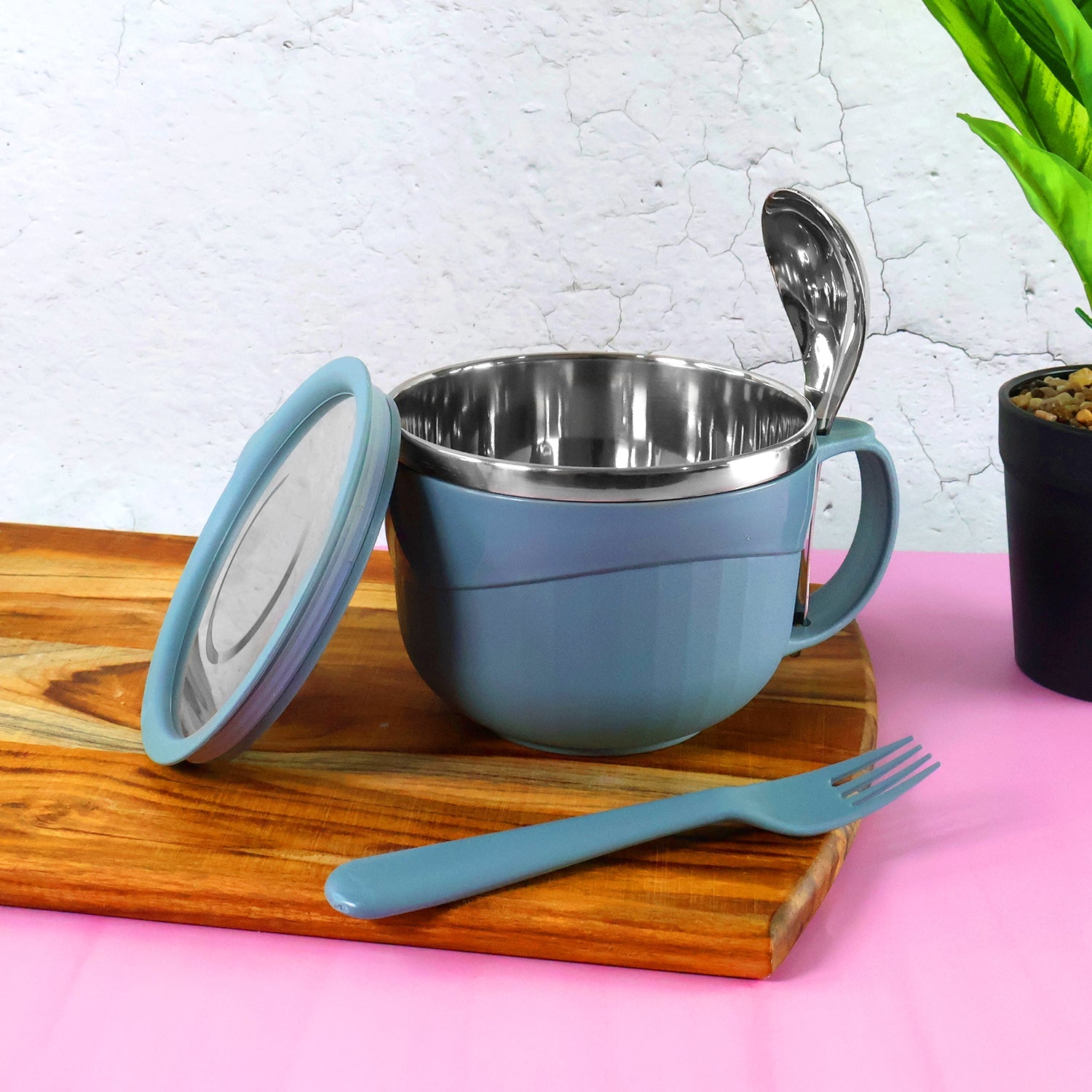 Dusty blue 700ML insulated soup and noodle bowl with airtight lid and utensils