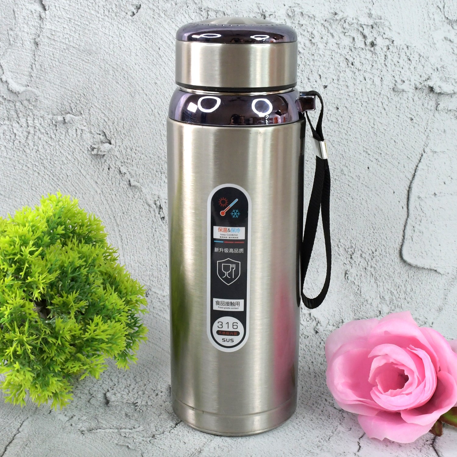 800ml Stainless Steel Water Bottle with a sleek design, perfect for daily use.