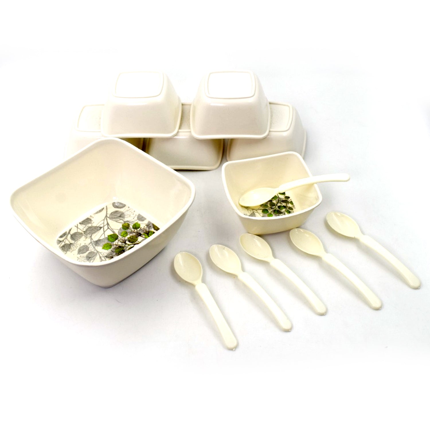 A versatile 13-piece pudding set with individual spoons and a large server.
