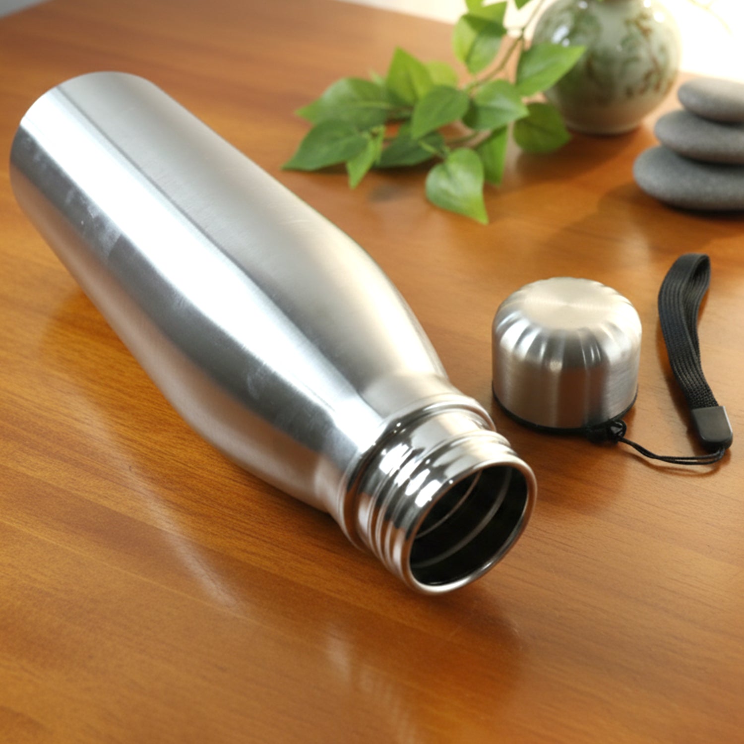 Leakproof cap close-up on stainless steel water bottle