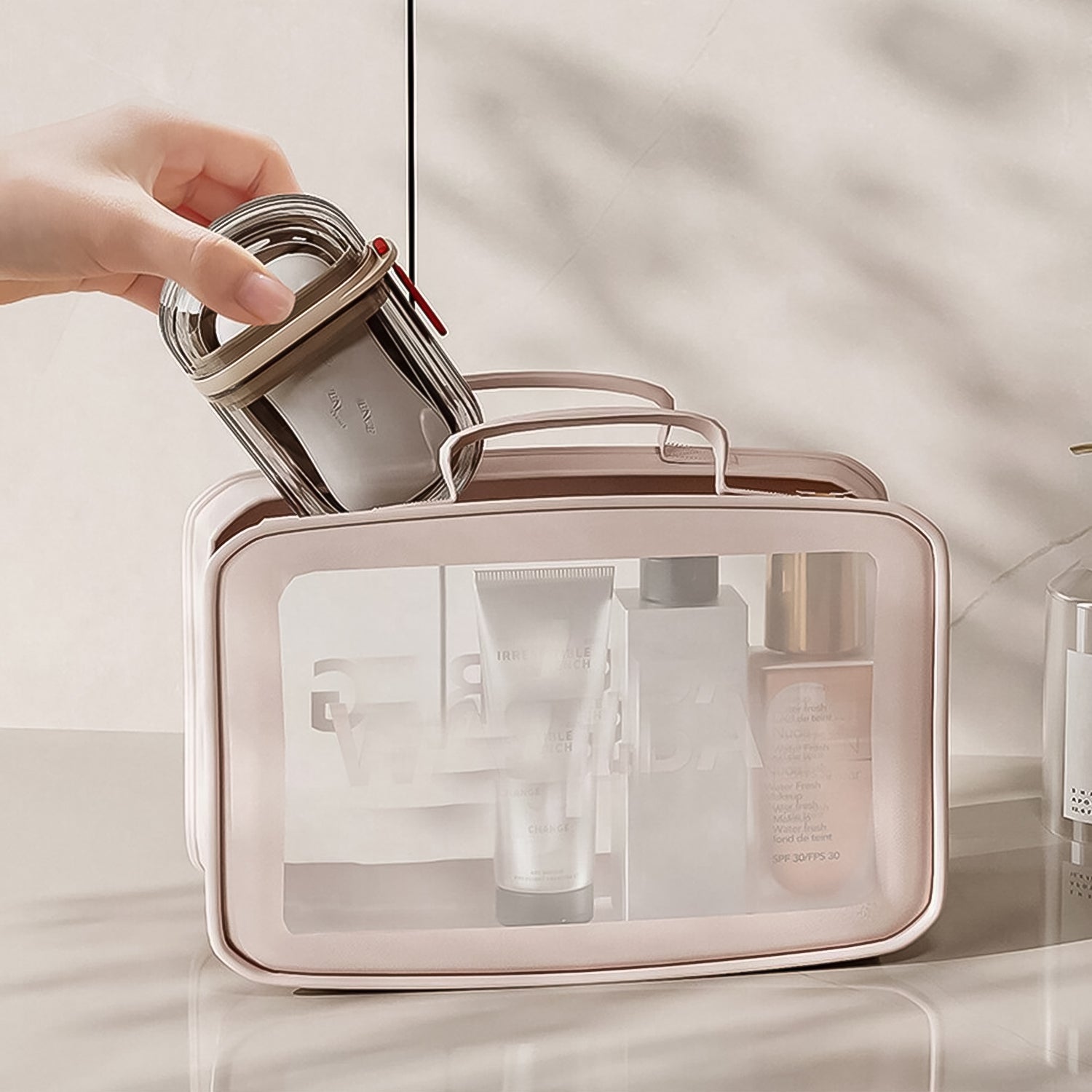 Lightweight portable soap holder in white, ideal for gym bags and travel.