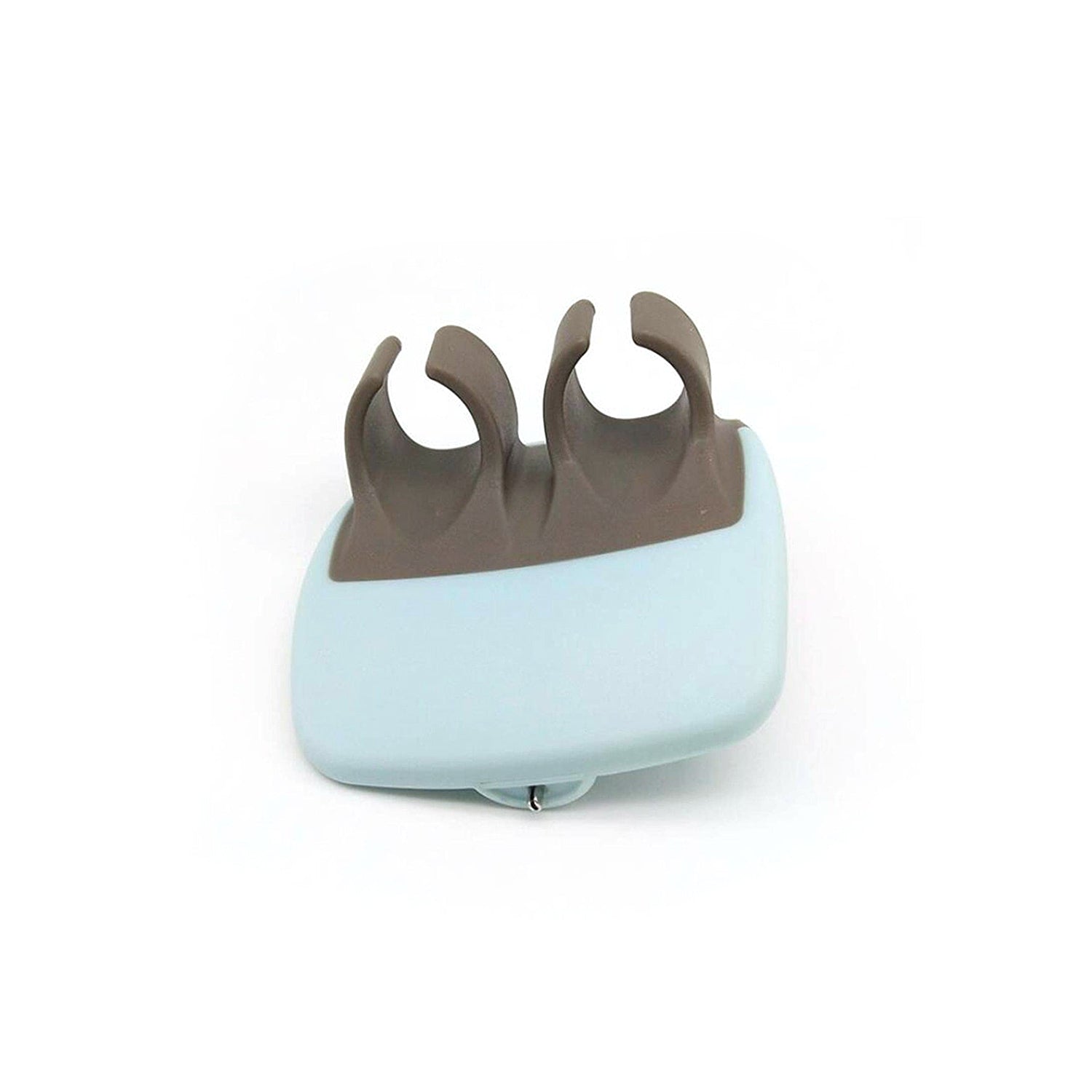 The innovative Palm Peeler comfortably fits two fingers, ensuring a firm grip.