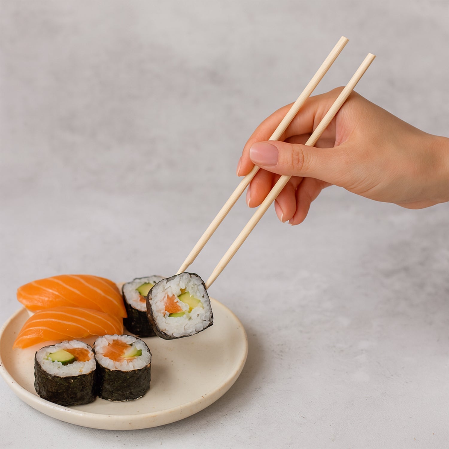 A bundle of natural bamboo BBQ skewers, 30cm long, ready for grilling.