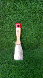 Multi-purpose putty knives used for smoothing and scraping surfaces.