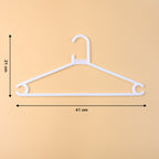 Plastic Clothes Hangers  Set Of 6