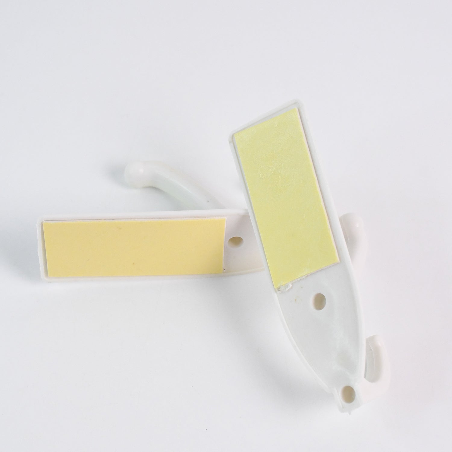 Multipurpose Strong Hook Self-adhesive Hooks For Wall Heavy Plastic Hook Sticky Hook Household For Home  Decorative Hooks Bathroom  All Type Wall Use Hook  Suitable For Bathroom Kitchen Office