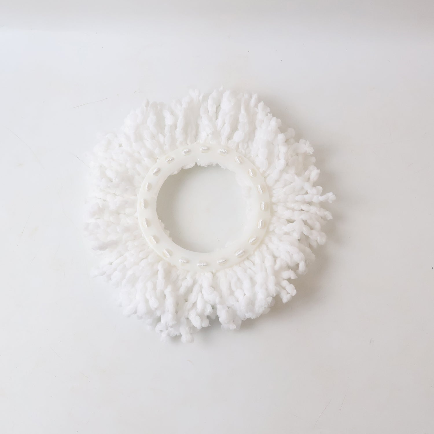 Universal microfiber spin mop refill head compatible with standard mops