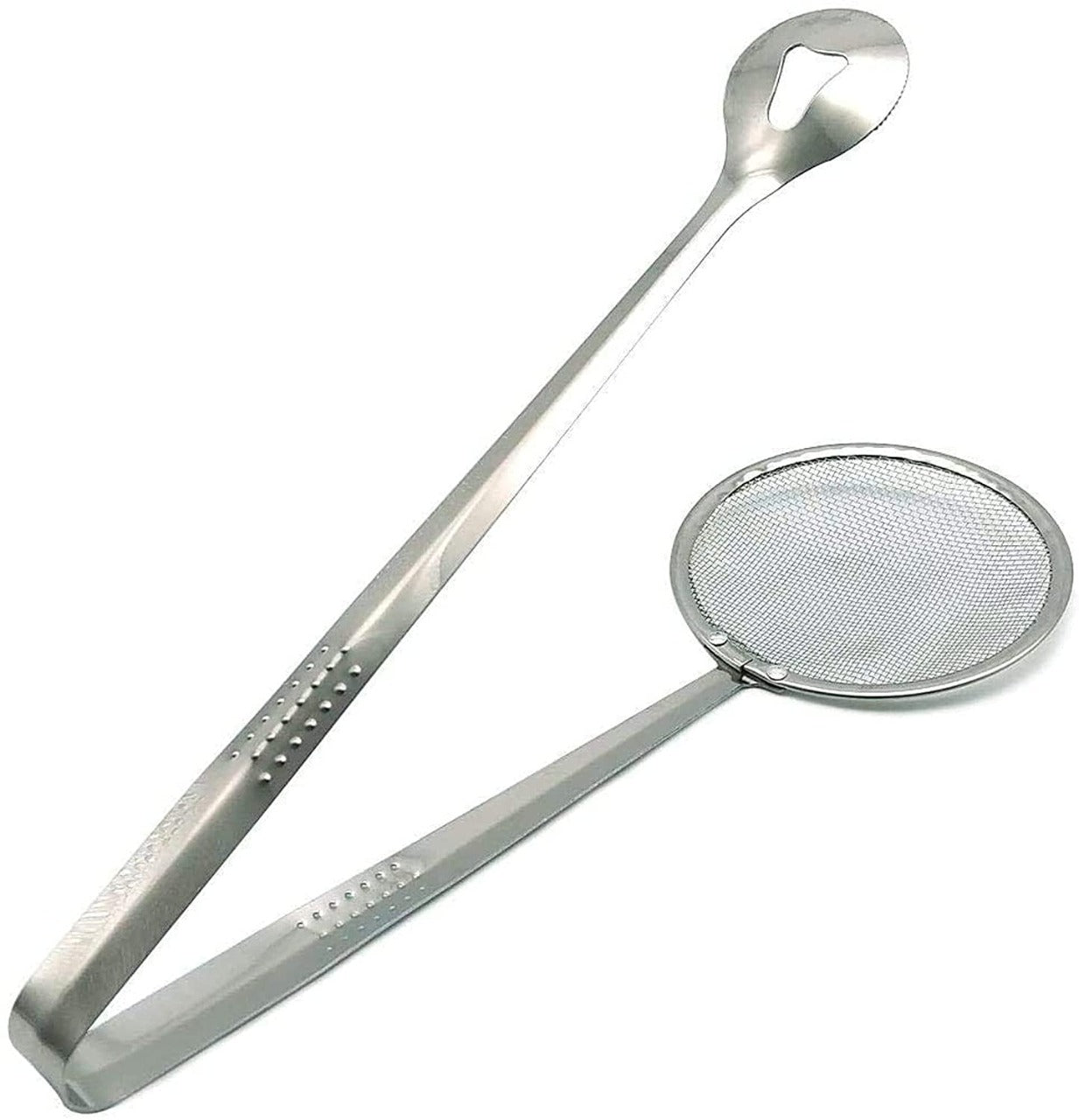 Multi-functional frying filter spoon demonstrating oil draining.