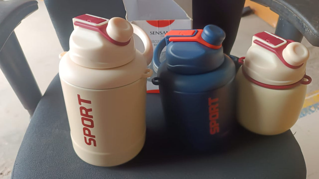 Sports Vacuum Bottle With Shoulder Strap 1 Pc Stylish Mix Design  Size