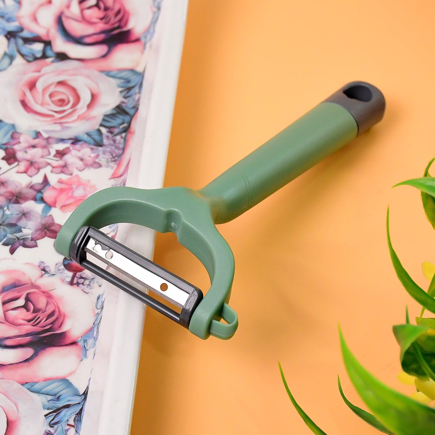 Apex Premium Ergonomic Vegetable Fruit Peeler (1 Pc)